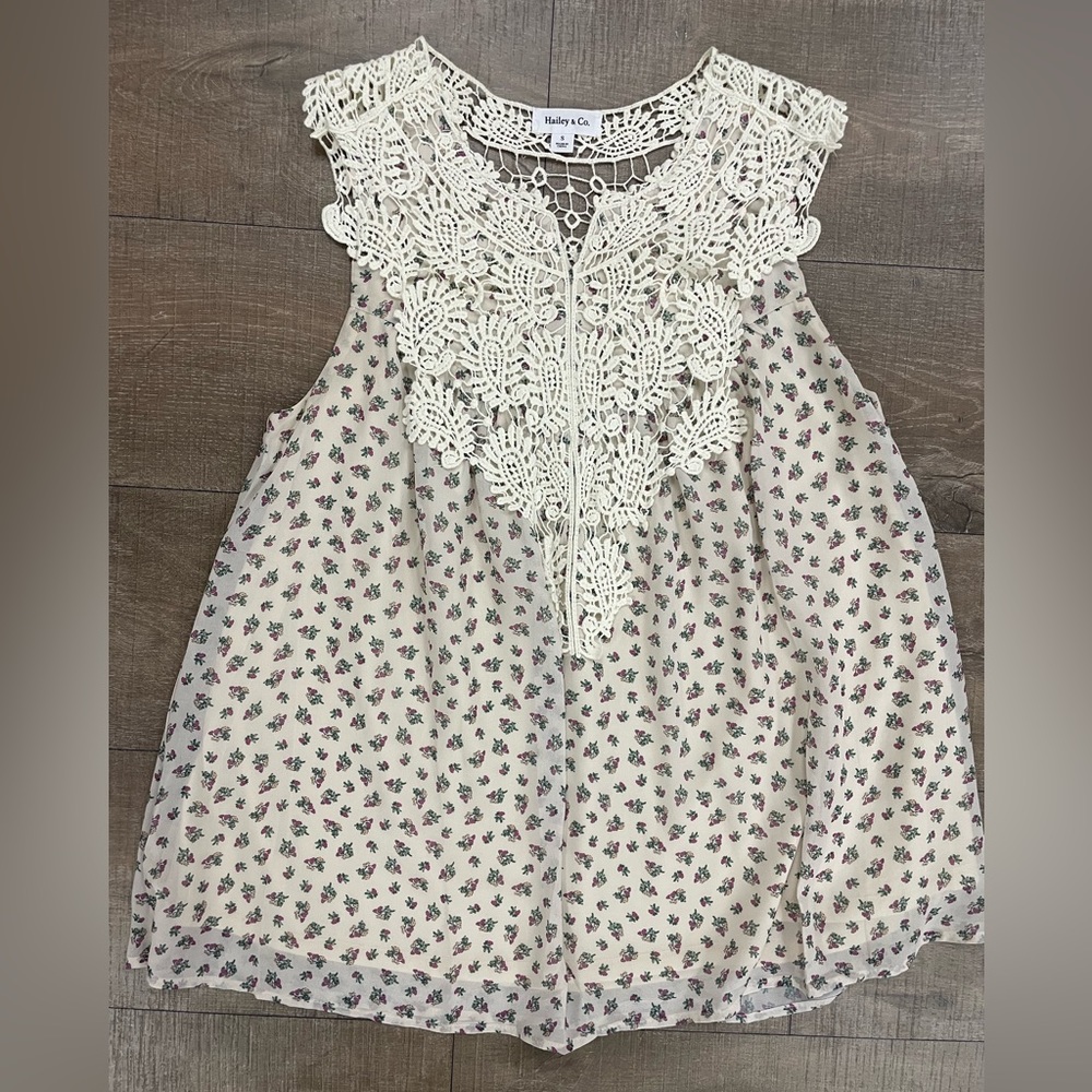 Hailey & Co boutique blouse - worn once, size S